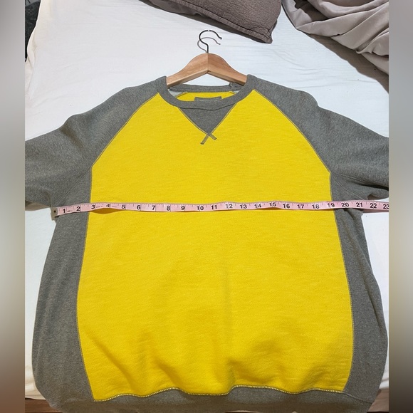 GAP Lived In Sweatshirt - Picture 6 of 6